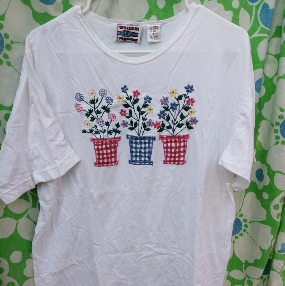 Vtg Weekend Provisions Flower Tee S
